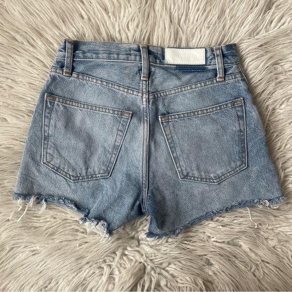 RE/DONE 70s High-Rise Denim 60s Faded Blue Jean Cut Off Frayed Hem Shorts EUC 24 - Picture 6 of 12